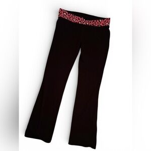 Y2K low waist Chic Black flare leggings  with Pink Leopard Waistband